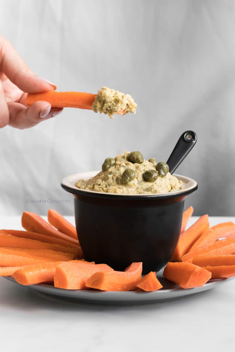 Caper hummus with carrots