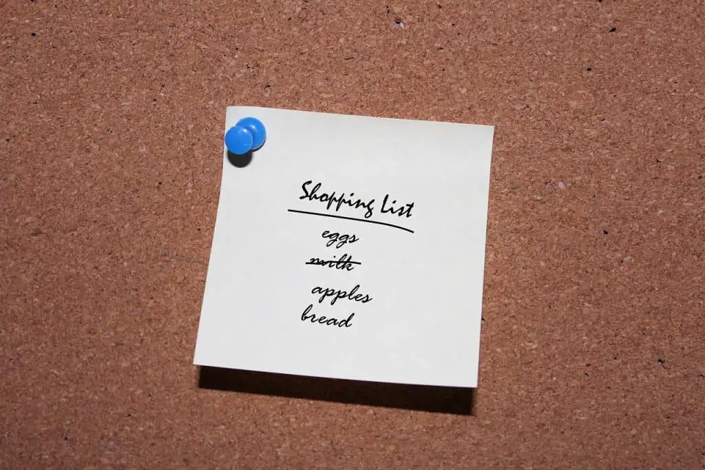 A small grocery list in a piece of paper