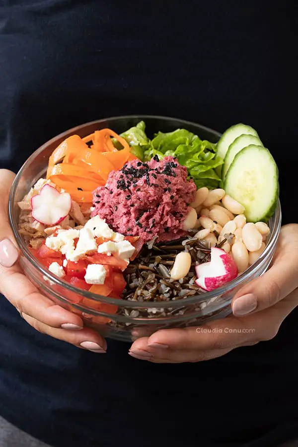 Gluten-free and balanced Buddha bowl