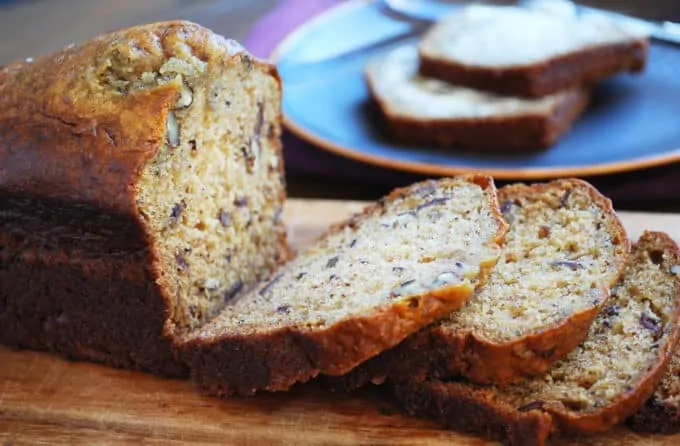 old fashioned Date Nut Bread
